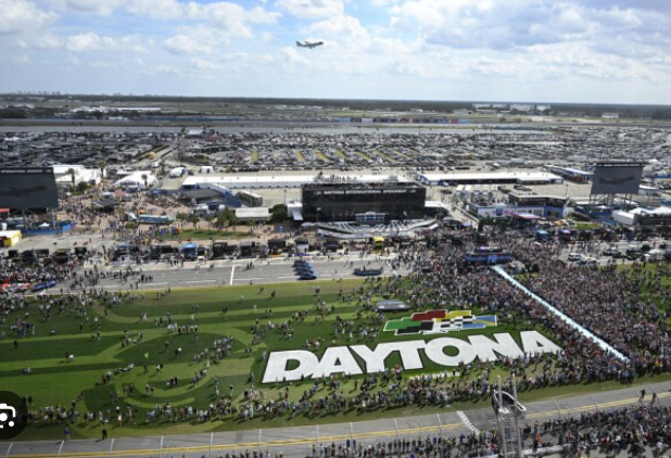 DAYTONA 500 LIVE