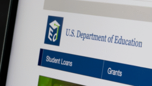 🎓 Crushed by College Debt? The Student Loans&hellip;