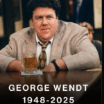🍺 “The Barstool Is Empty”: George Wendt’s Final Exit Shakes a Generation That Grew Up Saying “Norm!”